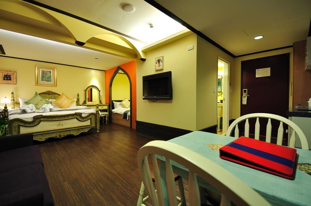 Hotel Elizabeth Taichung Kamer foto